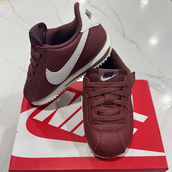 Nike Cortez EasyOn - DM0952 200- Size 7C - Picture 1 of 5